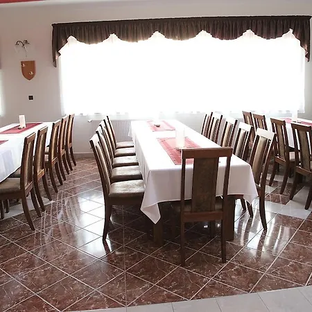 Corvinus Hotel 3*